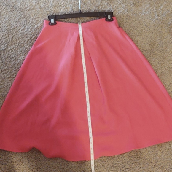 NWOT Bright Pink Skirt - Picture 3 of 4